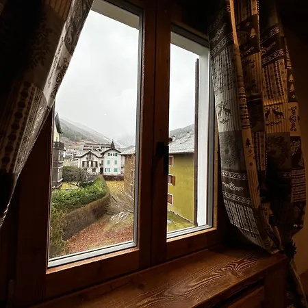 Alpine Escape 3 Apartment