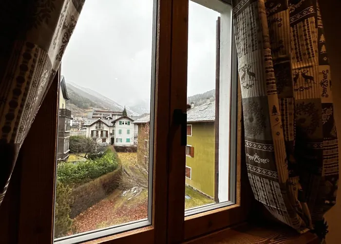 Alpine Escape 3 Apartment